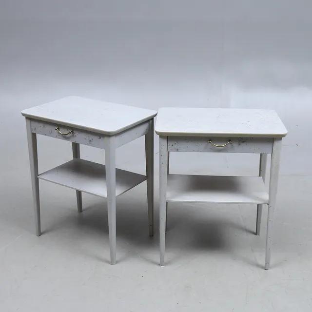SÄNGBORD 1 par, 1900-tal.