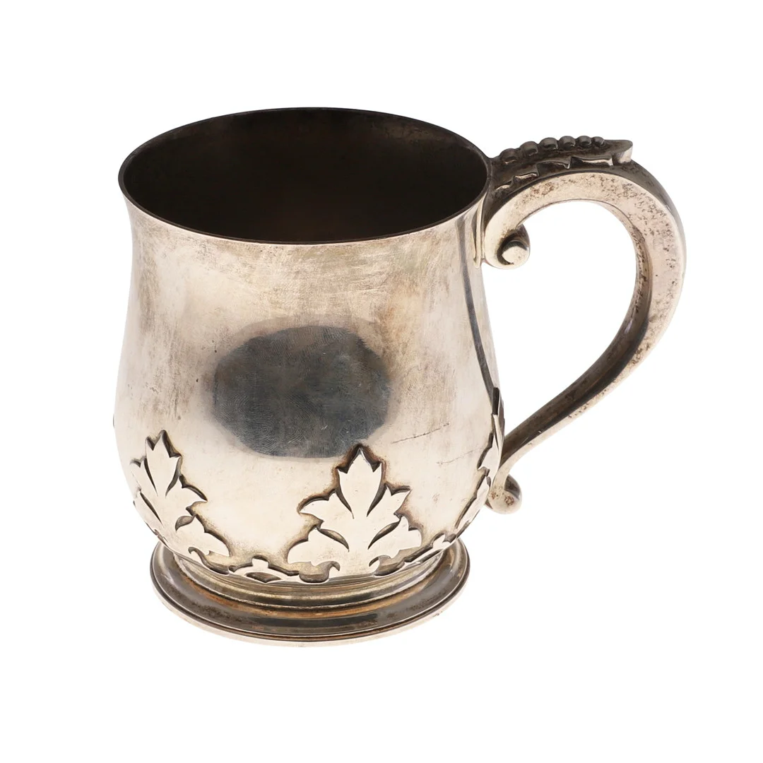 A GEORGE V SILVER MUG. — Silver — Lawrences Auctioneers