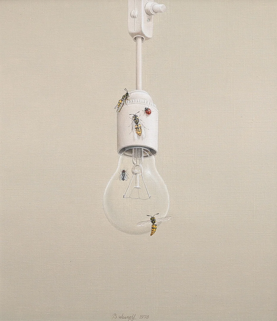 BERTIL WARNOLF. KOMPOSITION MED GLÖDLAMPA OCH INSEKTER. — Paintings — Crafoord Auktioner Lund