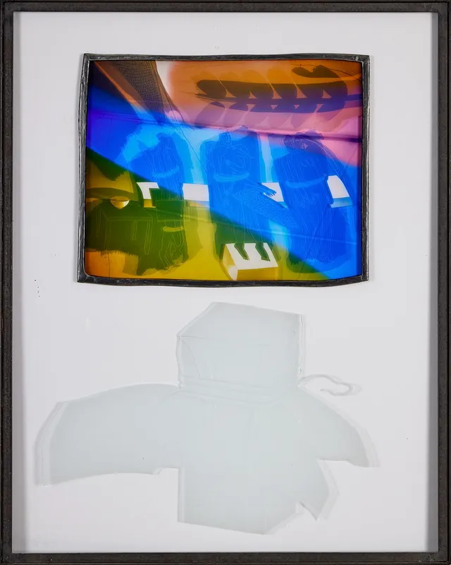 ANN WÄRFF. Utan titel, glas, blyinfattning, 71 x 56 cm.