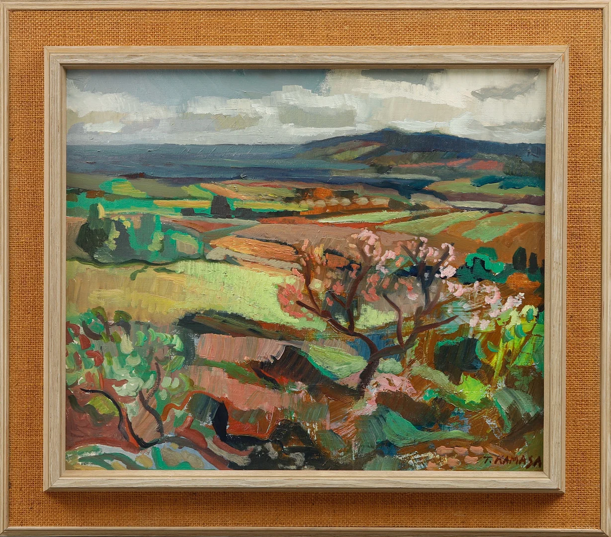 TADEUSZ KAMASA. "Utsikt över Vättern", olja på pannå, signerad. — Paintings — Göteborgs Auktionsverk