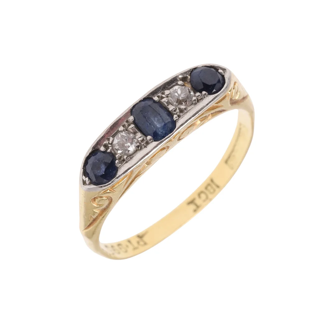 A SAPPHIRE AND DIAMOND FIVE STONE RING. — Rings — Lawrences Auctioneers