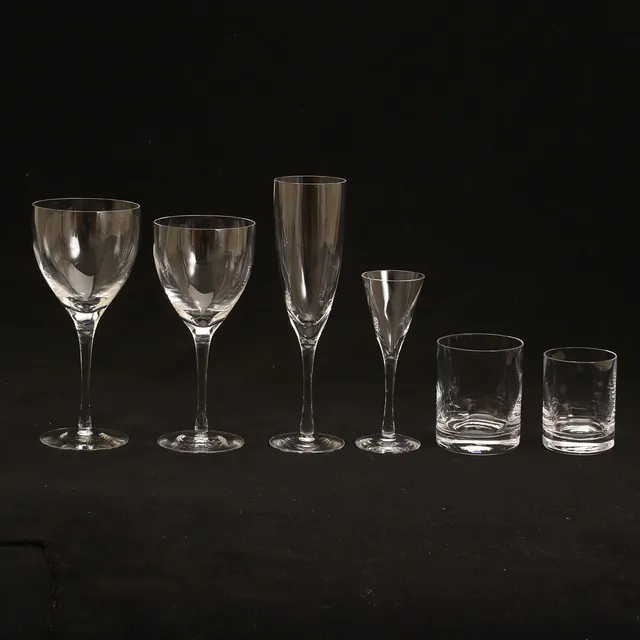 BERTIL VALLIEN. Glasservis, 74 delar, "Chateau", Kosta Boda.