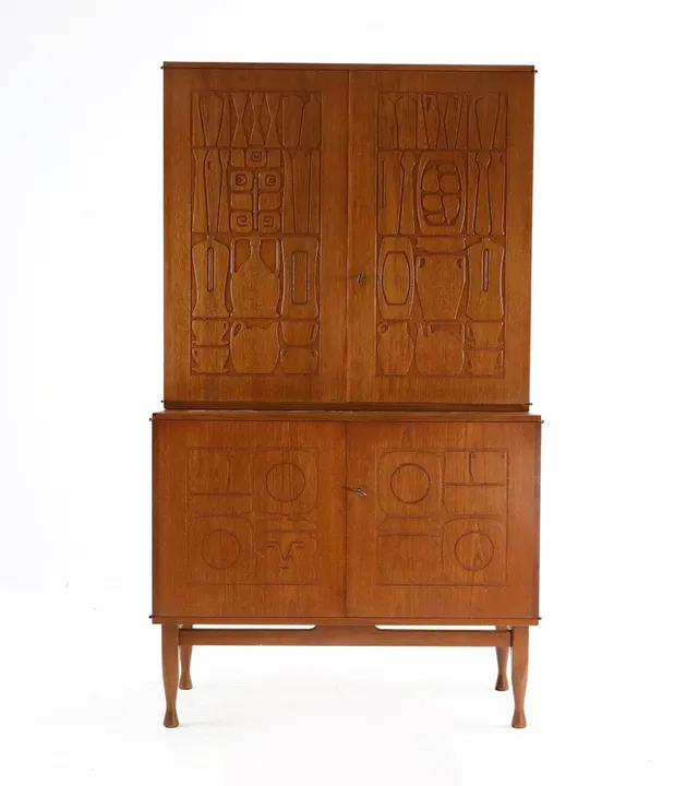 YNGVE EKSTRÖM. skåp, "Krus", Westbergs Möbler, Tranås, 1950-tal, teak.