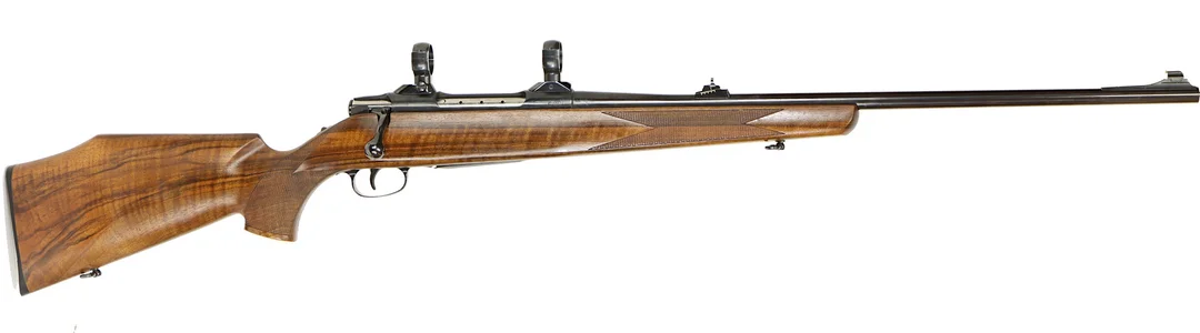 KULGEVÄR, fabrikat Carl Gustaf, modell 3000, kaliber 30-06, tillv.nr C17234, se-nr SE0180981. — Rifles — Walter Borg