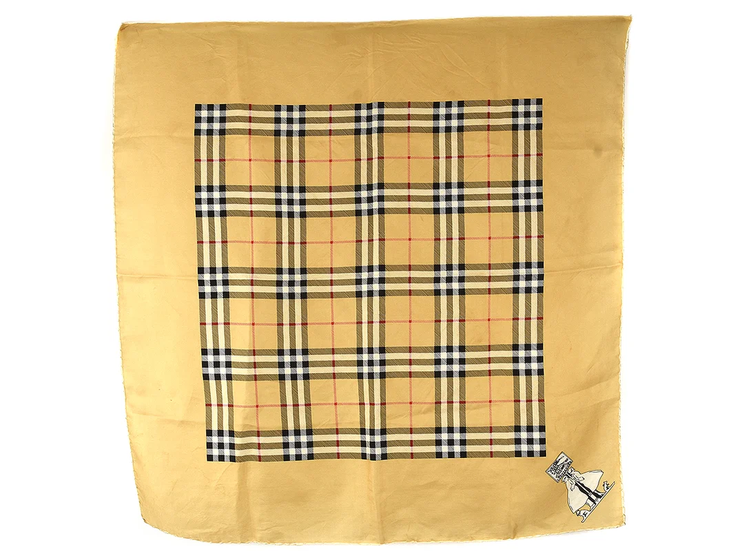 SCARF, BURBERRY, 100% siden, 75x75cm, beige, rutig, några fläckar. — Accessoarer/Scarves — Kaplans
