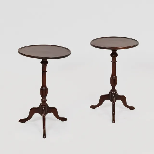 ANTON KILDEBERG (1870-1941). TILSKREVET. Et par cirkulære sideborde af mahogni og bejdset bøg, Danmark, 1900-tallets første halvdel, (2).