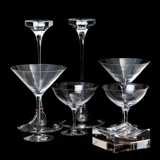 EFVA ATTLING. Servisdelar, 7 delar, glas samt silver, "Amor Vincit Omnia", Orrefors.
