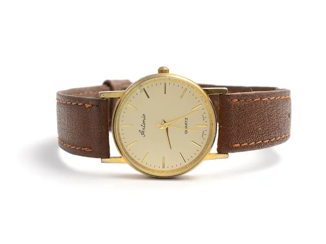 Herrur, Antonio quartz läderarmband batteribyte krävs