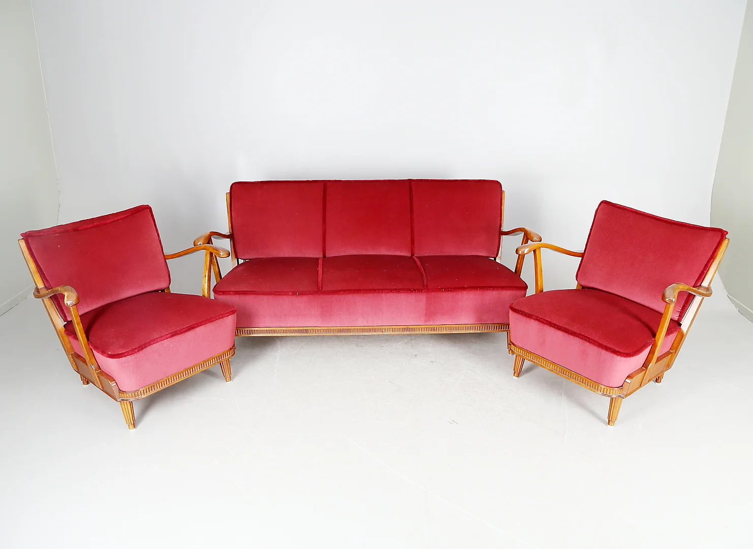 SOFFGRUPP, 3 delar, Svante Skogh, Förenade Möbler, Linköping, 1940-tal. — Sofas & Seatings — Kalmar Auktionsverk