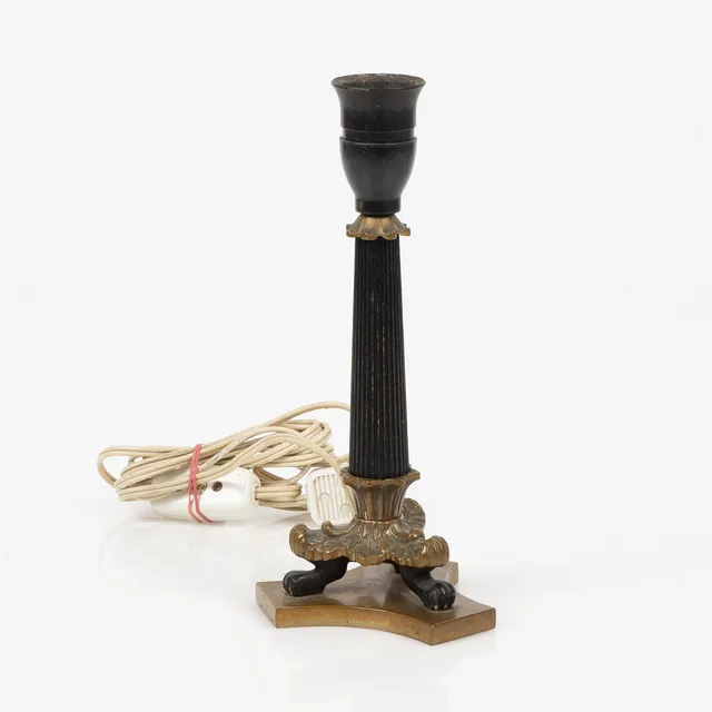 BORDSLAMPA, empirestil, brons, märkt, Danmark 1920/30-tal.