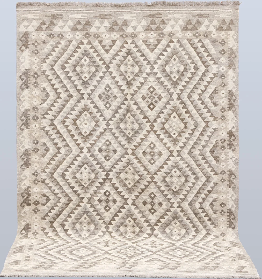ORIENTMATTA. Kelim naturfärgad, 253 x 164 cm. — Oriental Carpets & Textiles — Gomér & Andersson Jönköping