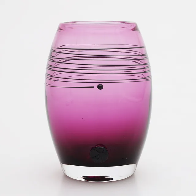 HELEN TAPPER. Vas, glas, Johansfors.