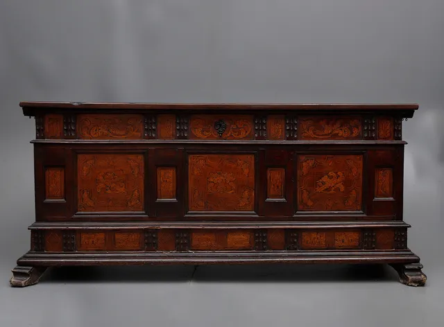 Catalan walnut hope chest, probably from Lleida, mid 18th Century.
