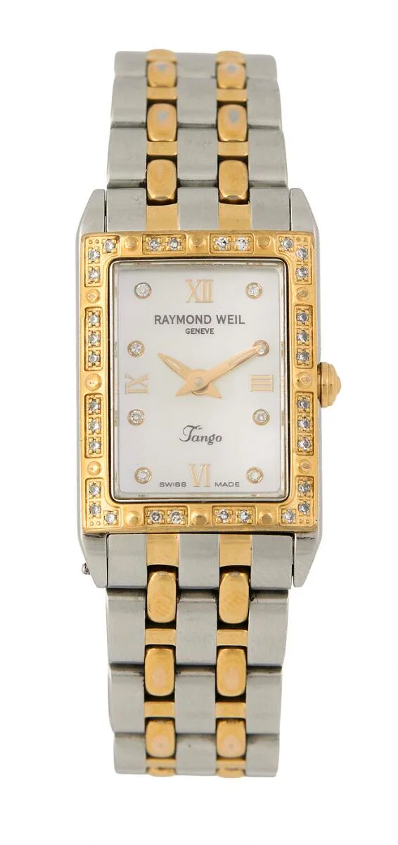 Tango of 18k gold and steel with diamonds, ref. 5971. Quartz movement. Raymond Weil bracelet of 18k gold and steel with folding clasp. Circumference approximately 14 cm. 19×30 mm. 2000s. — Clocks & watches/Wristwatches — Bruun Rasmussen