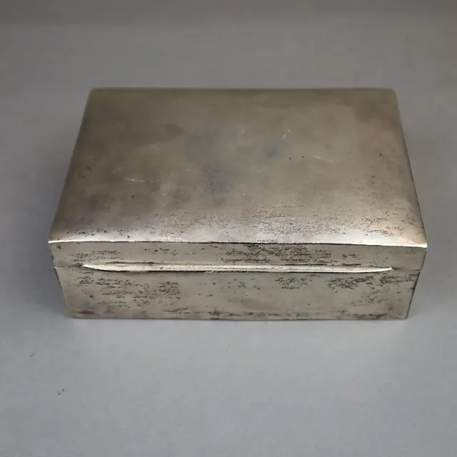- Zigarettenbox - 800er Silber, Wilhelm Müller, Deutschland, ca.245g.