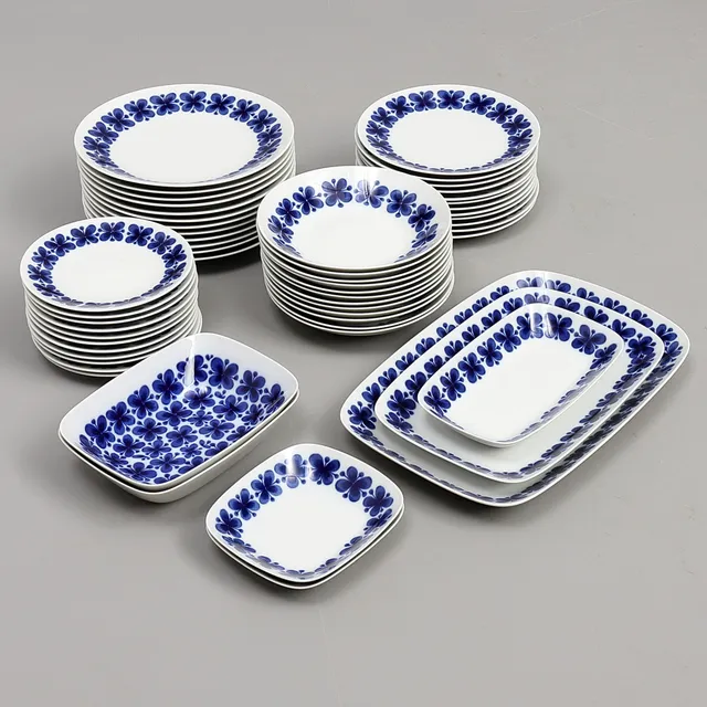 MARIANNE WESTMAN. "Mon amie", matservis, 54 dlr., retroporslin, Rörstrand.