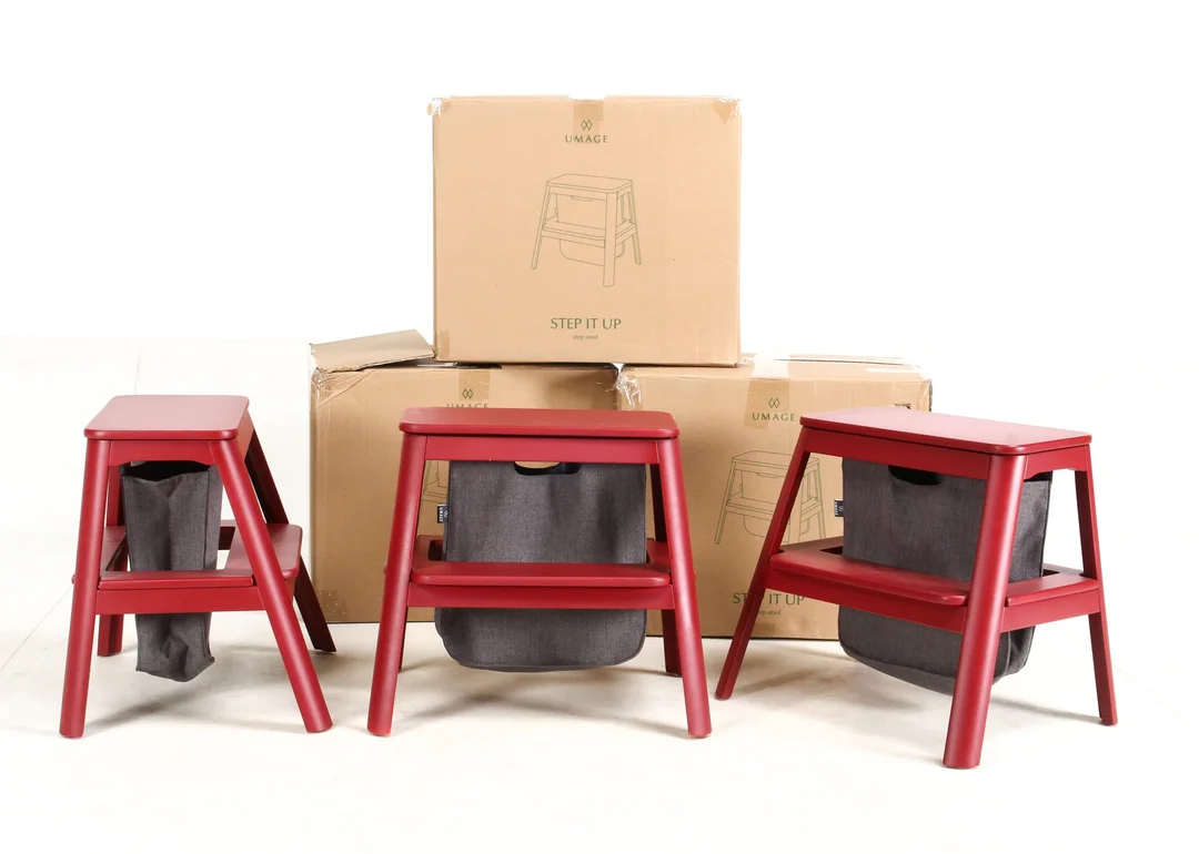 Jonas Søndergaard for Umage. 3 Stool / stool model Step It Up, Ruby Red (3) — Furniture/Other furniture — Lauritz
