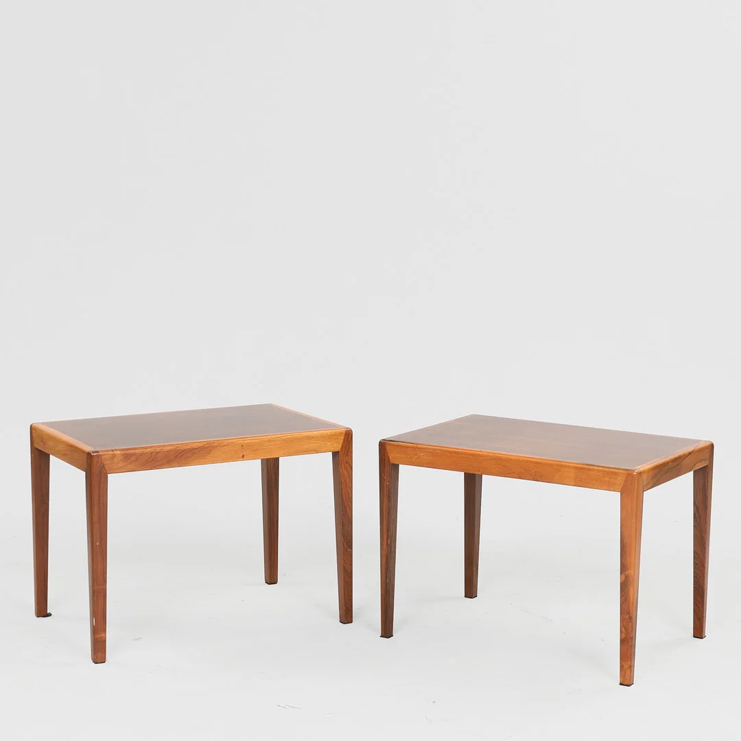 Et par sideborde af palisander, dansk møbelsnedker, Danmark, ca. 1960'erne, (2). — Tables — Palsgaard Kunstauktioner