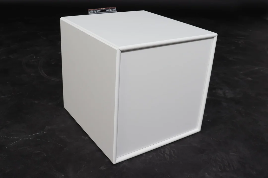 Peter J. Lassen. Montana sengebord, model 6163P, D. 38 cm — Furniture/Shelving — Lauritz