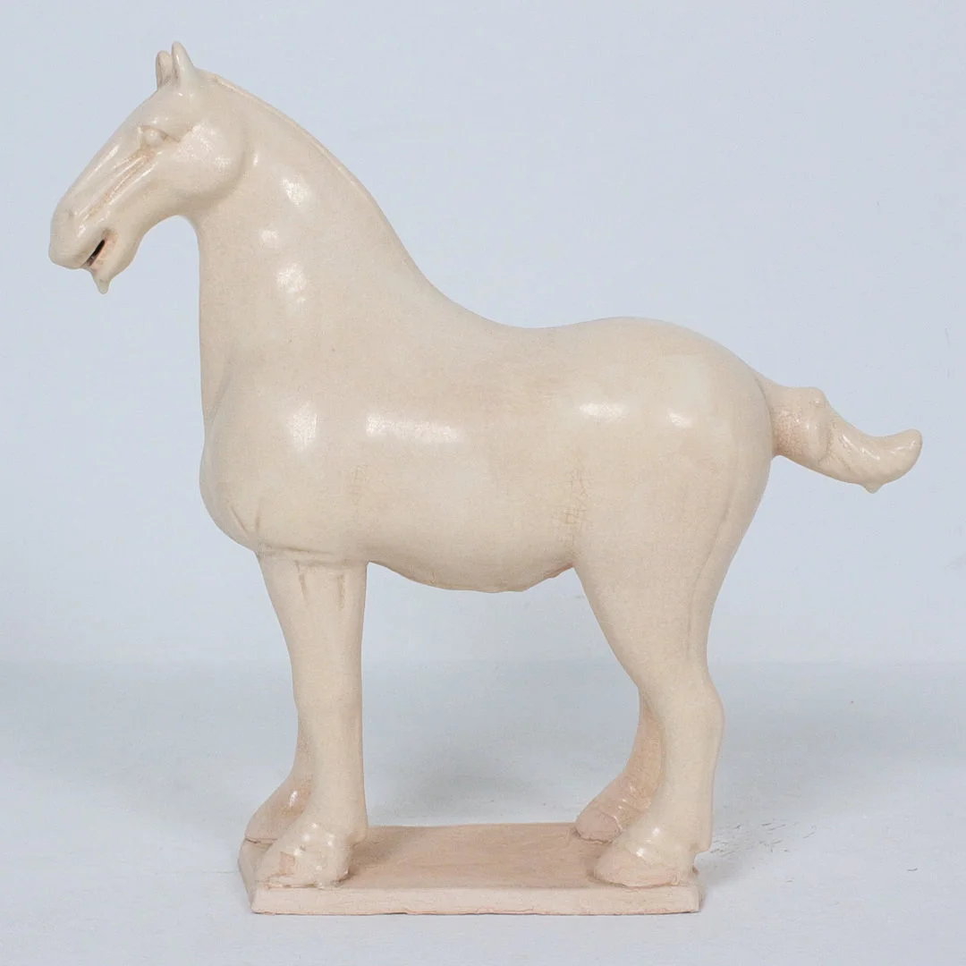 'Tang-Pferd', Terrakotta. — Asiatica — Stockholms Auktionsverk Düsseldorf/Neuss