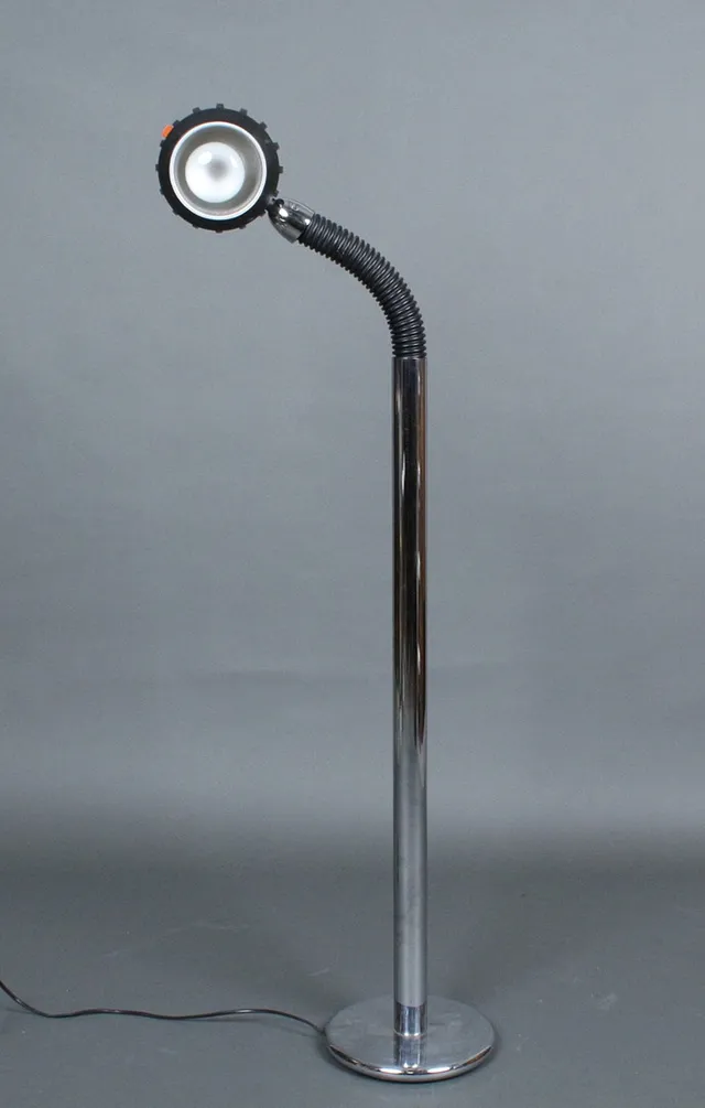 RICHARD ESSIG. für Besigheim, Space Age Stehleuchte, Modell '7368', 1970er Jahre, Deutschland.