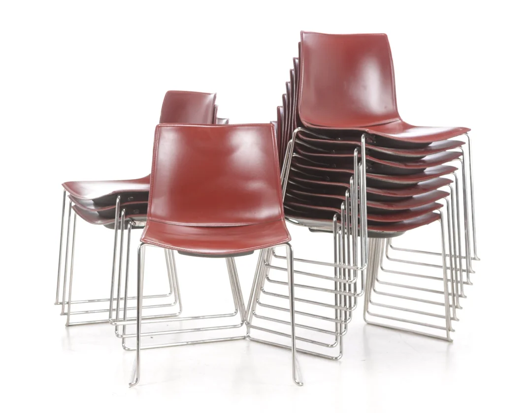 Lievore Altherr Molina. Set of 12 chairs, dark red leather, model Catifa 46 (12) — Furniture/Chairs — Lauritz