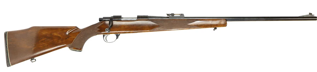KULGEVÄR, fabrikat Sako, modell Vixen, kaliber .222R, tillv.nr 88813, se-nr SE0237899. — Rifles — Walter Borg