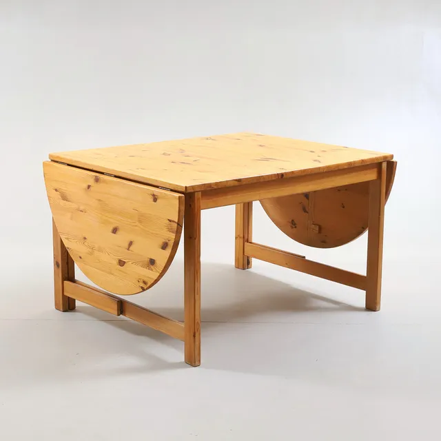 KARIN MOBRING. Klaffbord, "Sörgården", furu, IKEA,1980-tal.