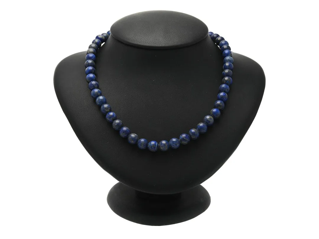 COLLIER, lapis lazuli, vitmetall, bredd 8 mm, längd 40-47 cm. — Smycken/Collier — Kaplans