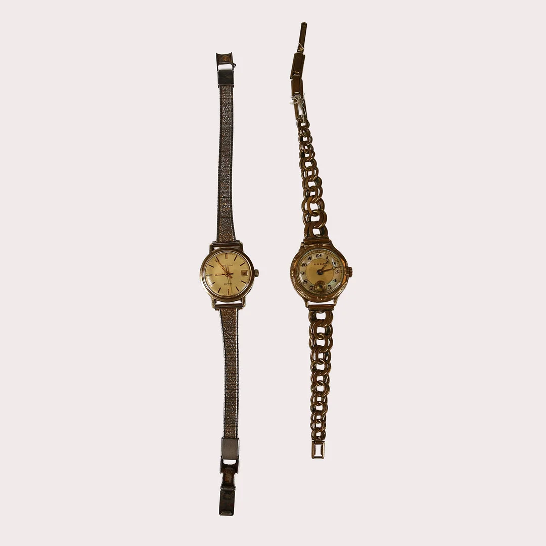 ARMBANDSUR, dam, Certina 14k guld med stållänk samt DAMUR Mora double. — Wristwatches — Limhamns Auktionsbyrå