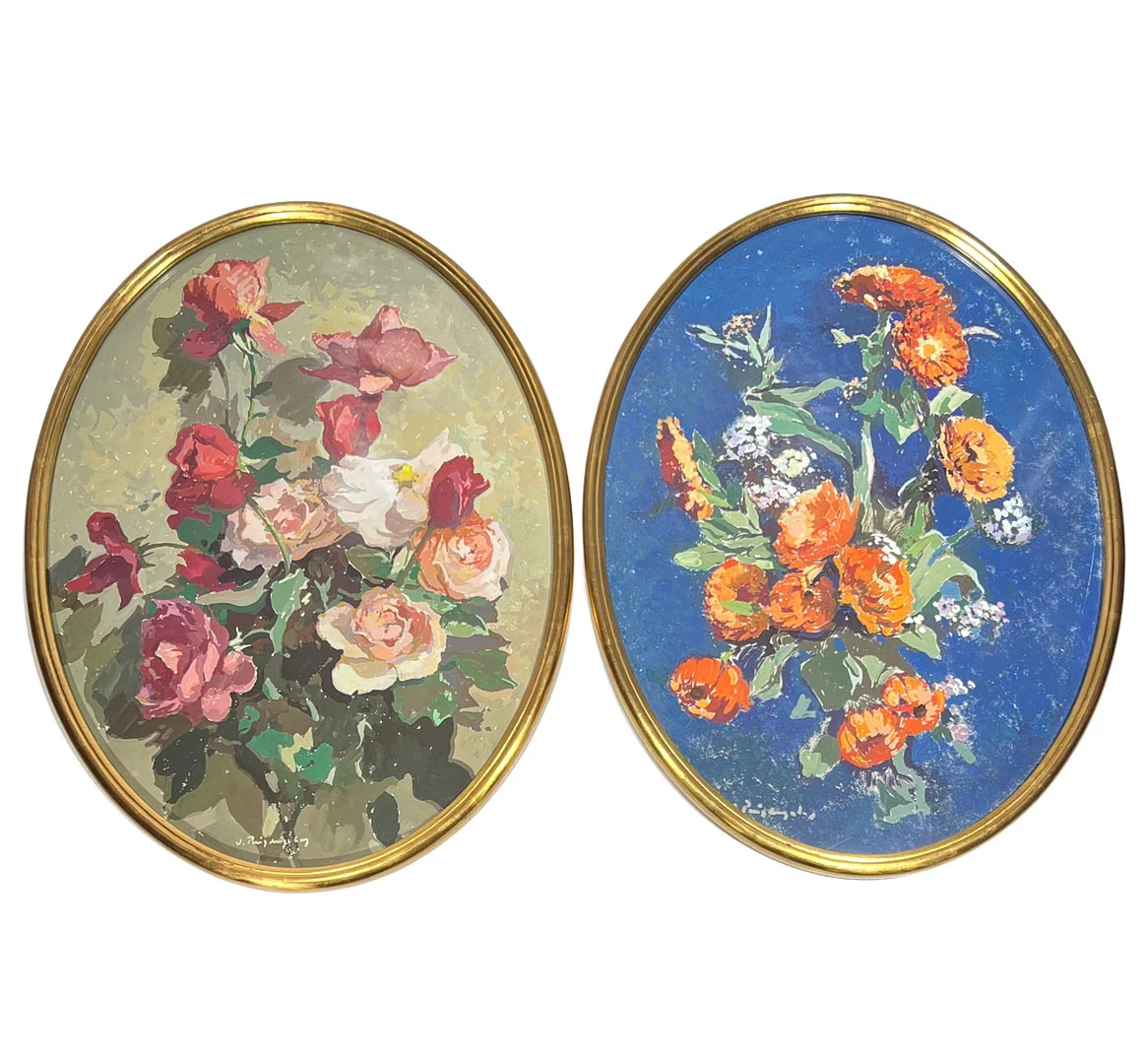 JOSEP PUIGDENGOLAS. Pareja de bodegones de flores, óleo sobre cartón. — Paintings — Arce Auctions