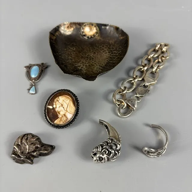 SILVER CURIOS.