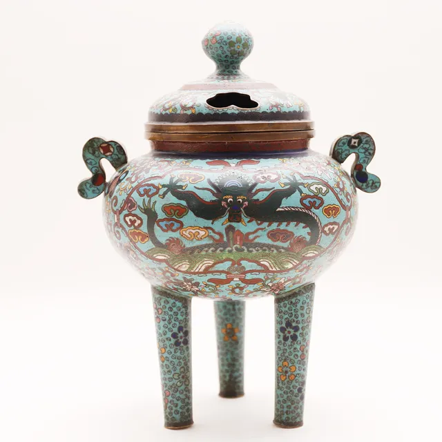 INCENSARIO, bronce y esmalte cloisonné, China, siglo XIX.