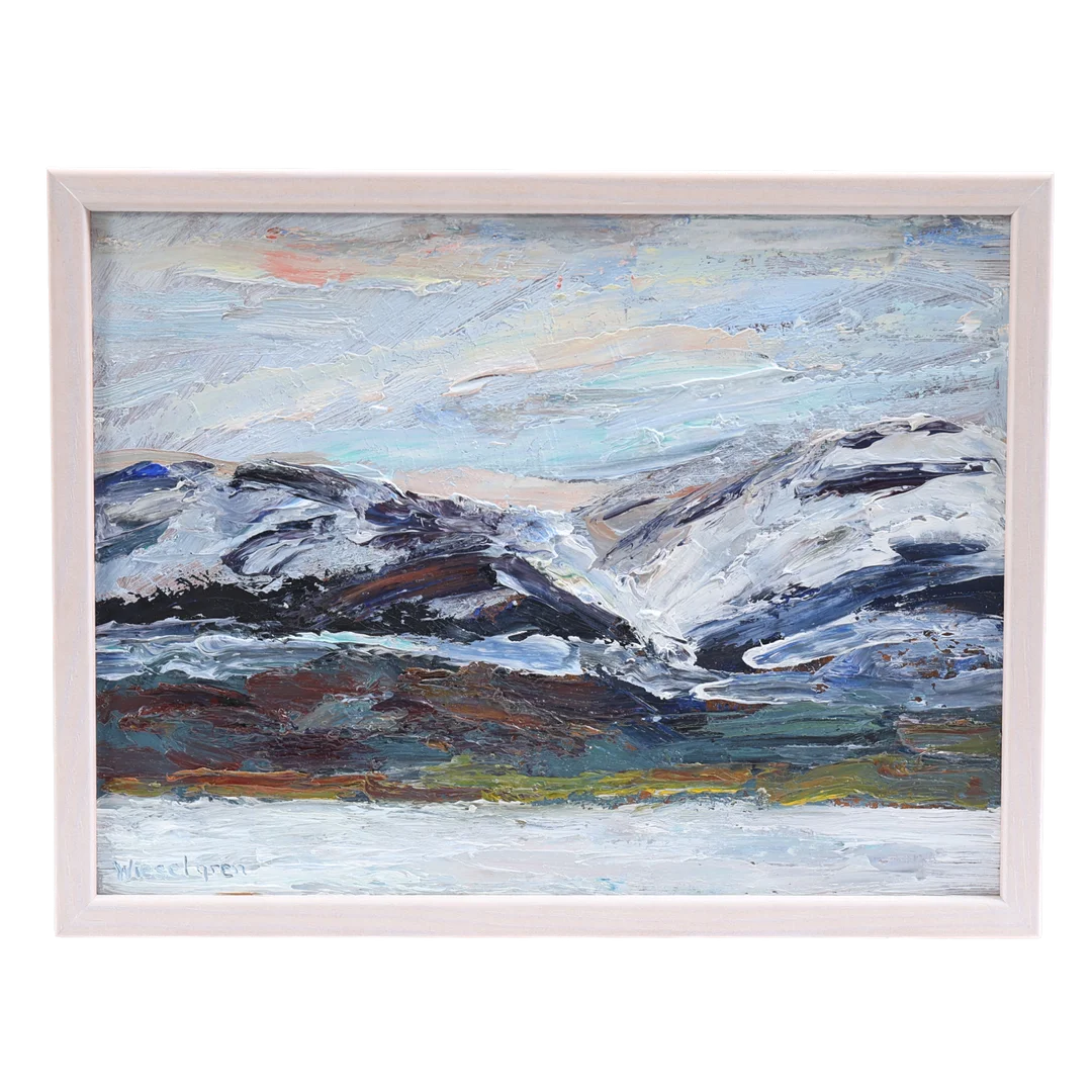 GERTRUD WIESELGREN. "Fjällmassiv Saxnäs", olja på pannå, signerad. — Paintings — Gomér & Andersson Nyköping