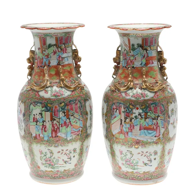 LARGE PAIR OF CHINESE CANTONESE VASES.