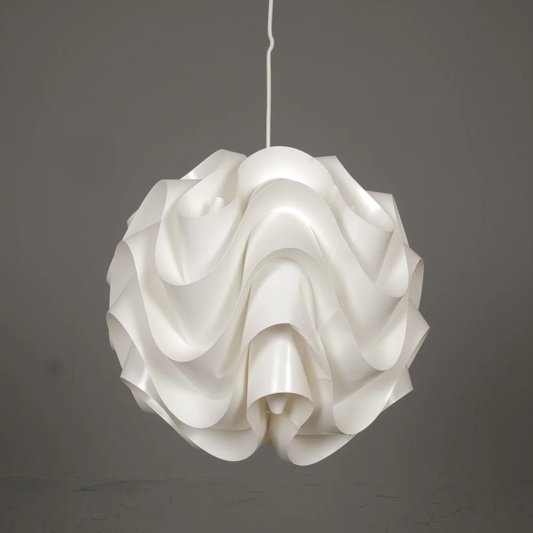 POUL CHRISTIANSEN. Taklampa, "Le Klint 172", vikt plast, 19/2000-tal. — Ceiling lights — Auktionsfirma Kenneth Svensson i Kalmar