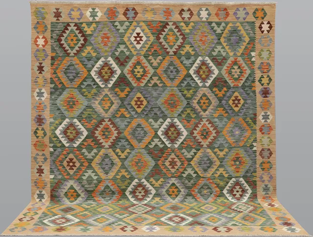 ORIENTMATTA. Kelim klassisk design, 290 x 250 cm.