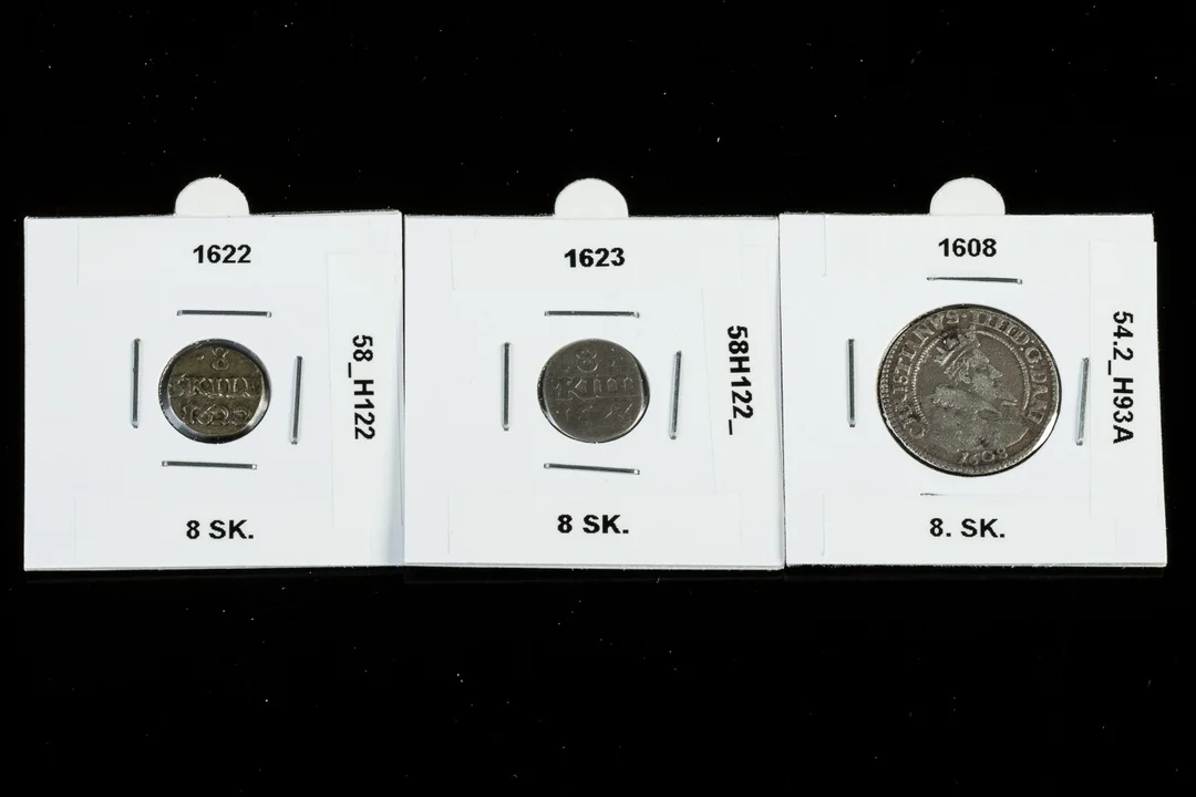 Danmark: Christian IV 1588-1648 - 3 stk 8 skillings mønter (3) — Hobby and collectibles/Coins, notes and bars — Lauritz