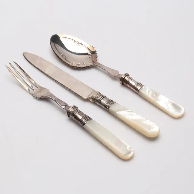 FRUKTBESTICK, 14 delar, nysilver, England.