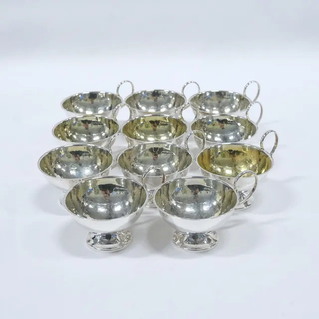 11 PUNSCHMUGGAR, SILVER.