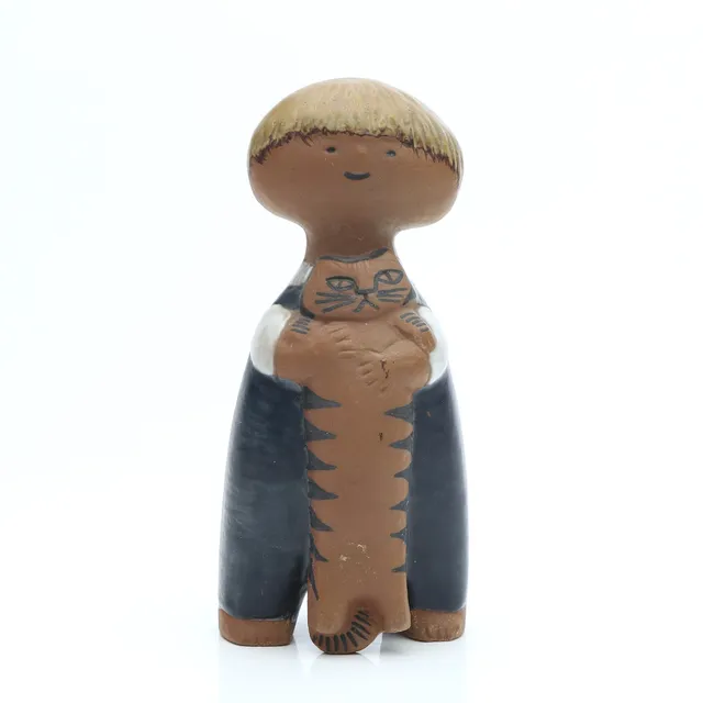 LISA LARSON. FIGURIN. Stengods. "Pelle". Gustavsberg, märkt undertill.