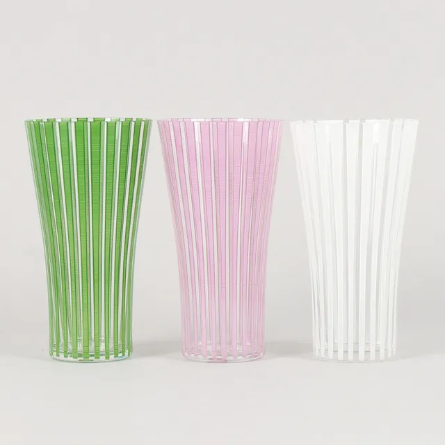BENGT ORUP. Glas, 3 stycken, Johansfors, Strikt.