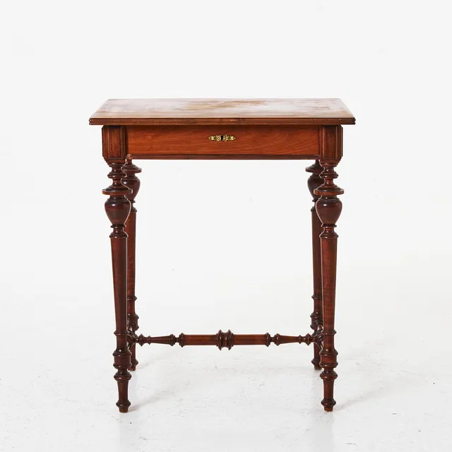 SIDOBORD MED LÅDA, dekor av intarsia, nyrenässans, låda med fackindelning, 1900-tal.