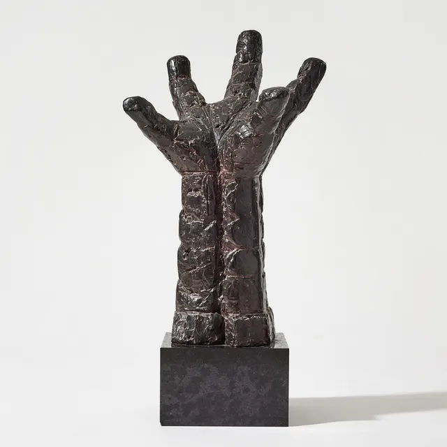 LISS ERIKSSON. "La Mano".