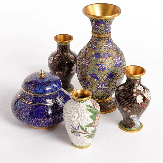 VASER, 4 st., SKÅL, cloisonne, Kina, 1900-talets senare del.