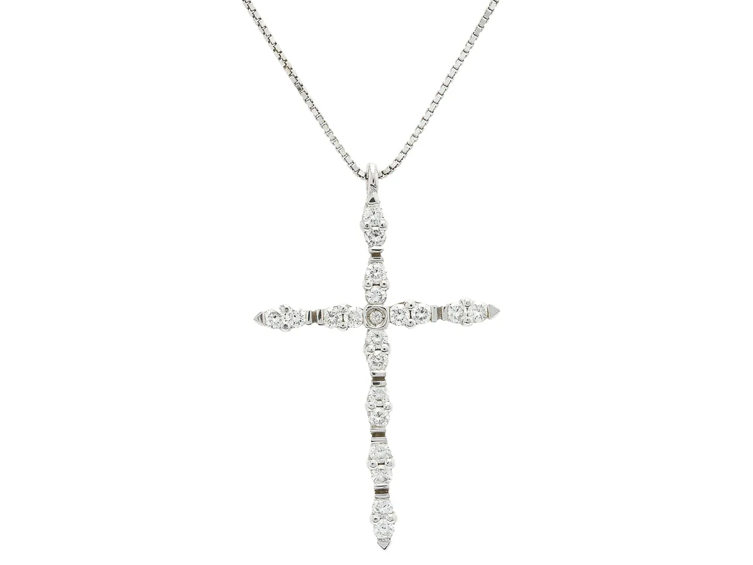 HÄNGE M. KEDJA, 18K vitguld, 21 briljantslipade diamanter ca 0,41 ctv, ca W/VS, kors, längd 42 cm, vikt 3,5 g. — Smycken/Hänge med kedja — Kaplans