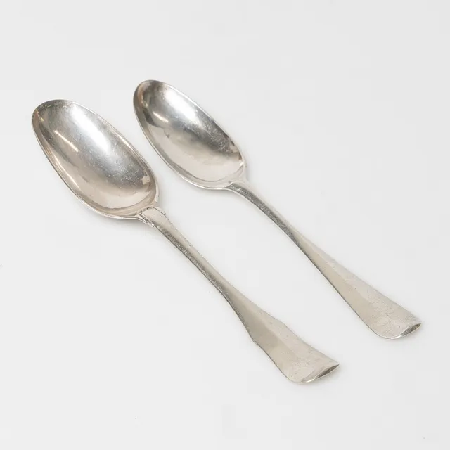 JOHAN PETTERSSON BERG, 2 skedar, silver. Norrköping 1743 och 1757.