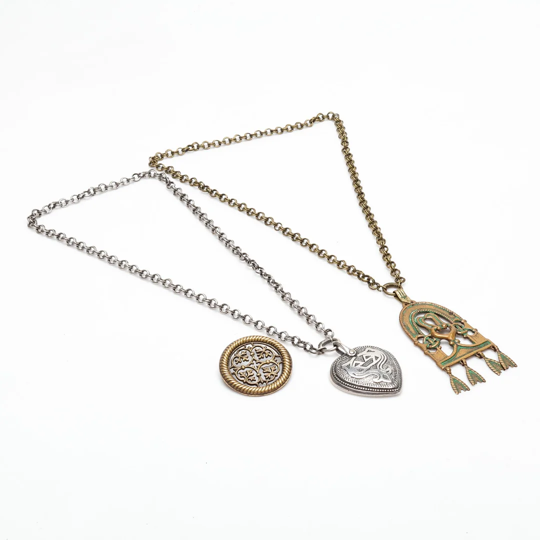 KALEVALA KORU, brons och nysilver, 3 delar, bl.a. Aarrekääty, Finland. — Necklace — Gomér & Andersson Linköping