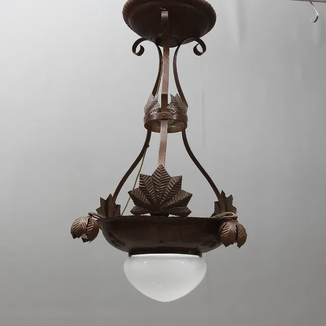 TAKLAMPA, koppar, jugend, 1900-talets början.